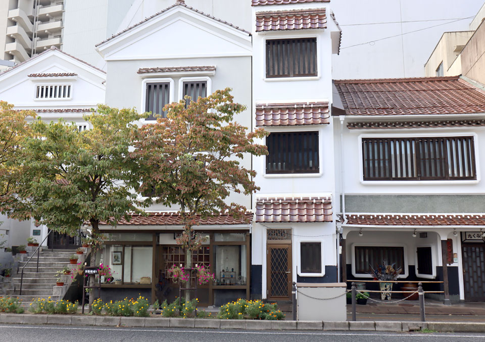 鳥取民藝美術館